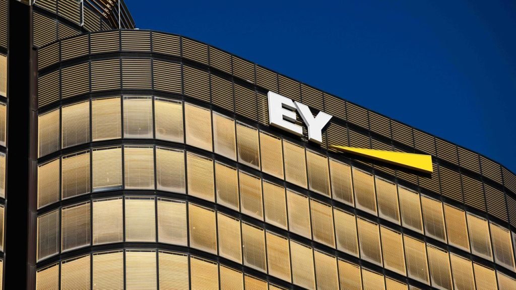 EY logo